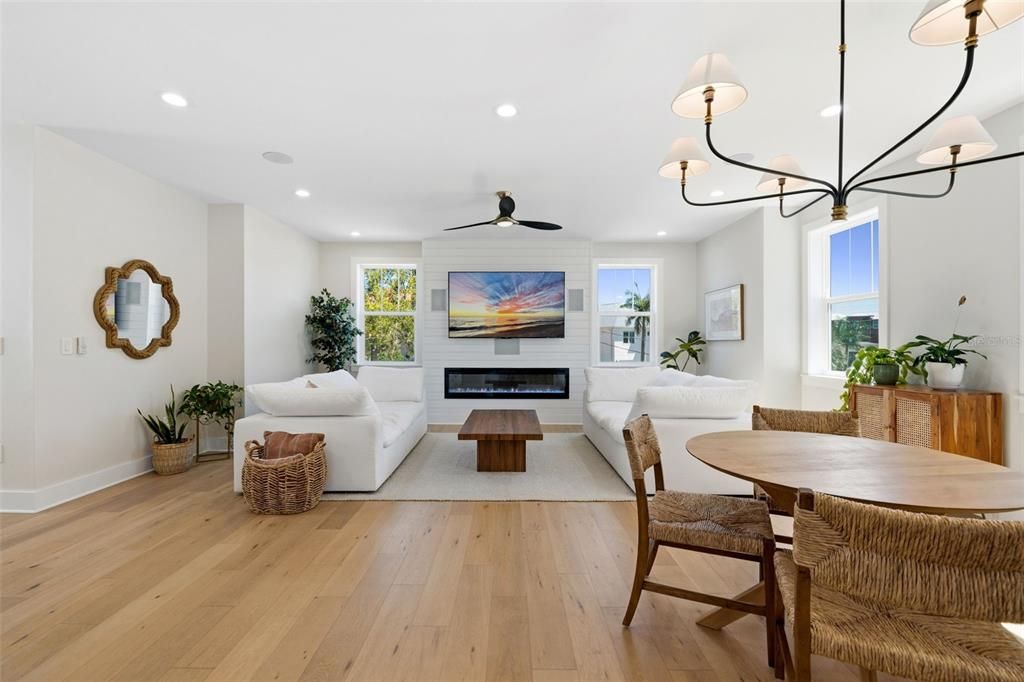 For Sale: $1,875,000 (4 beds, 3 baths, 2781 Square Feet)
