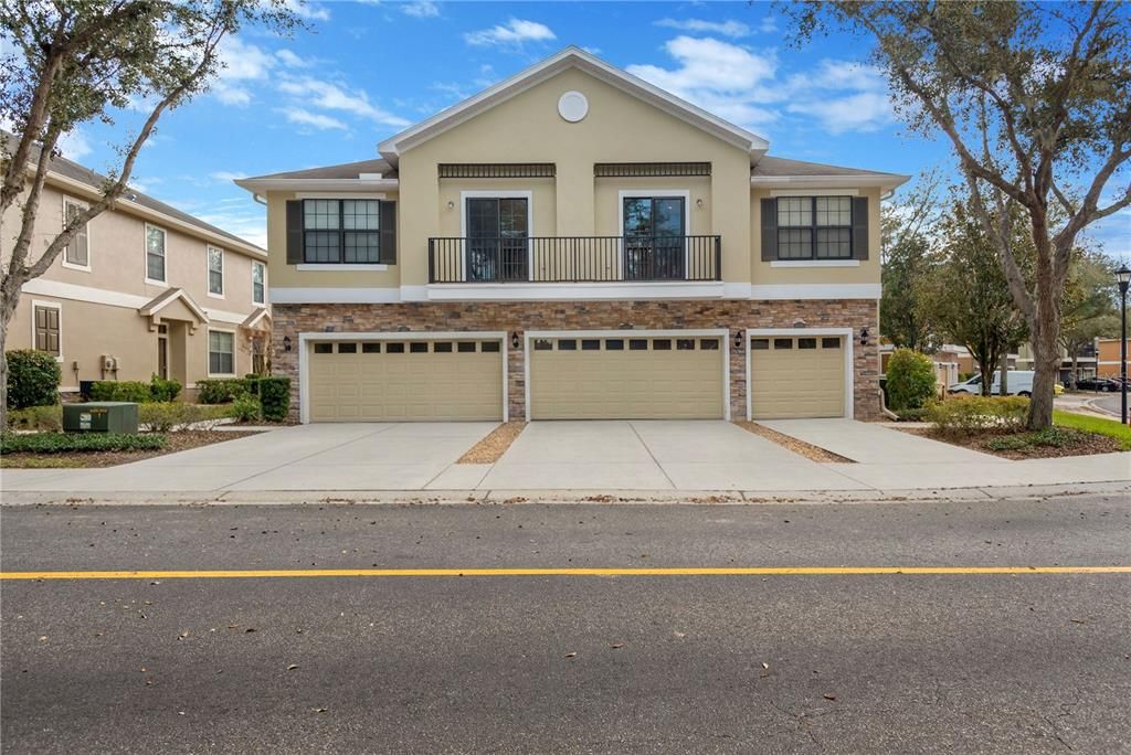 For Sale: $269,000 (2 beds, 2 baths, 1253 Square Feet)