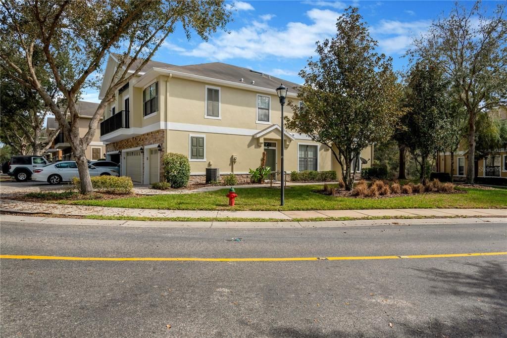 For Sale: $269,000 (2 beds, 2 baths, 1253 Square Feet)