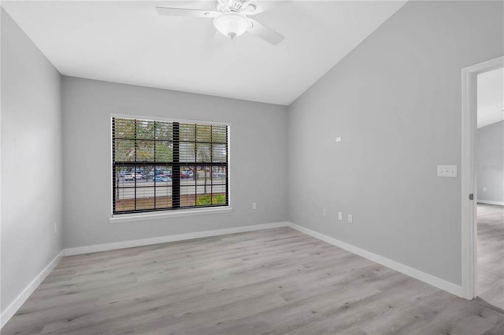 For Sale: $269,000 (2 beds, 2 baths, 1253 Square Feet)