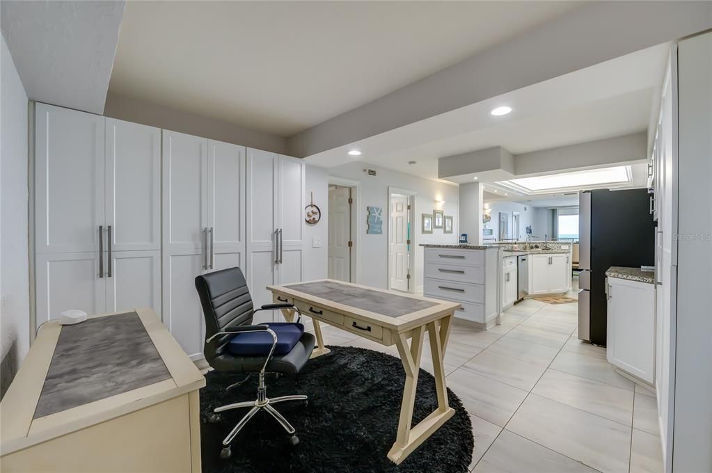 На продажу: $659,900 (2 спален, 2 ванн, 1551 Квадратных фут)