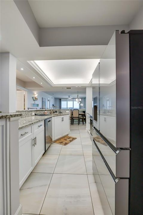 На продажу: $659,900 (2 спален, 2 ванн, 1551 Квадратных фут)