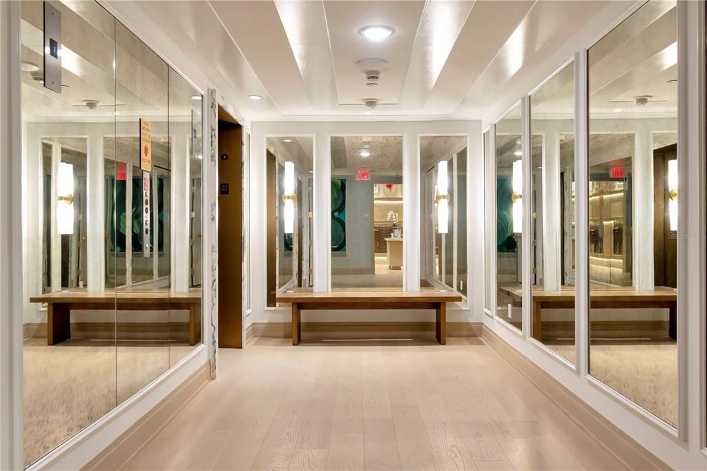 En Venta: $3,775,000 (3 camas, 3 baños, 2940 Pies cuadrados)