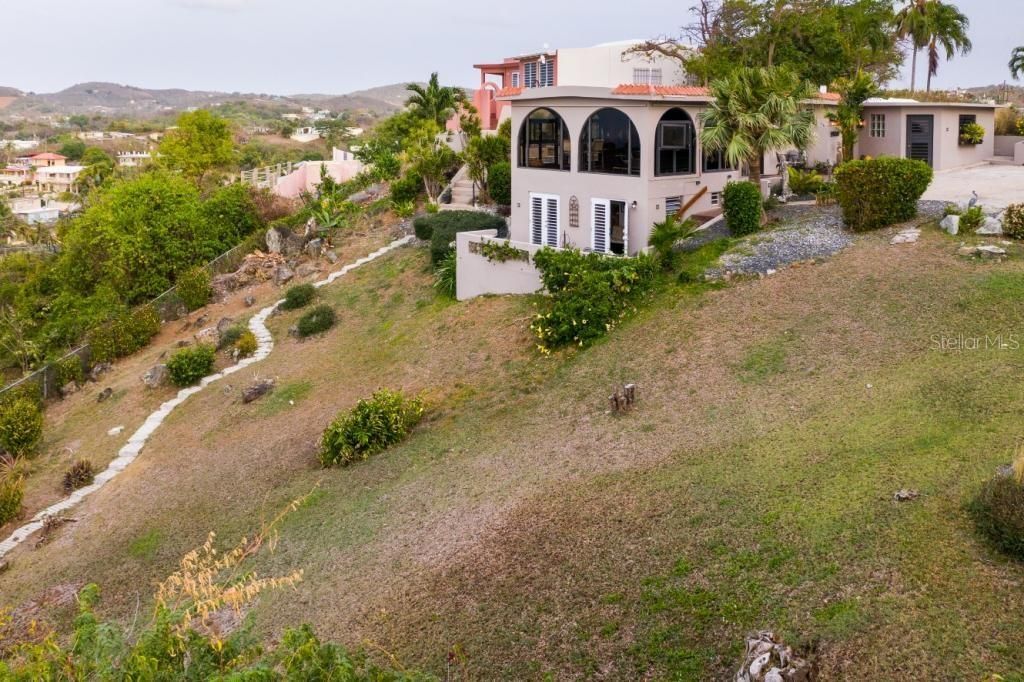 En Venta: $850,000 (3 camas, 3 baños, 1650 Pies cuadrados)