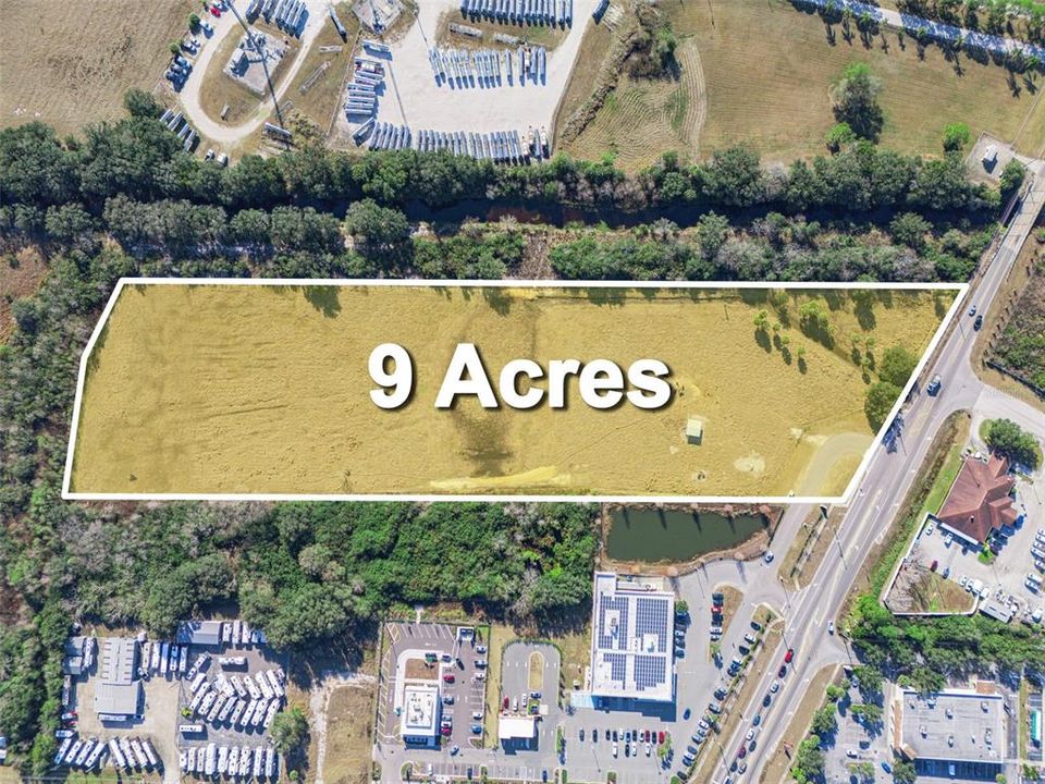 待售: $2,115,000 (8.99 acres)