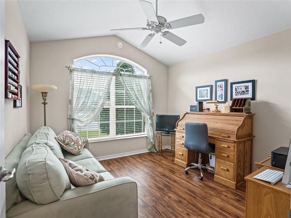 Active With Contract: $479,000 (3 beds, 2 baths, 1927 Square Feet)