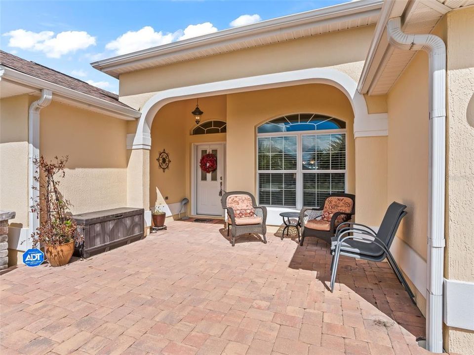 Active With Contract: $479,000 (3 beds, 2 baths, 1927 Square Feet)