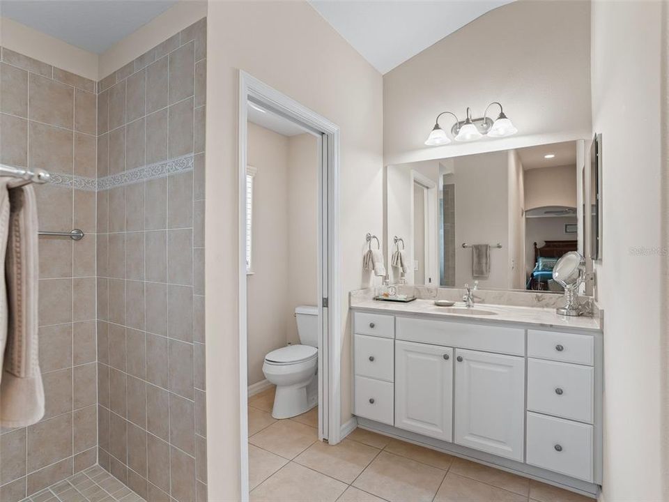 Active With Contract: $479,000 (3 beds, 2 baths, 1927 Square Feet)