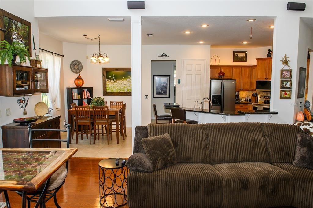 For Sale: $1,175,000 (4 beds, 3 baths, 4423 Square Feet)