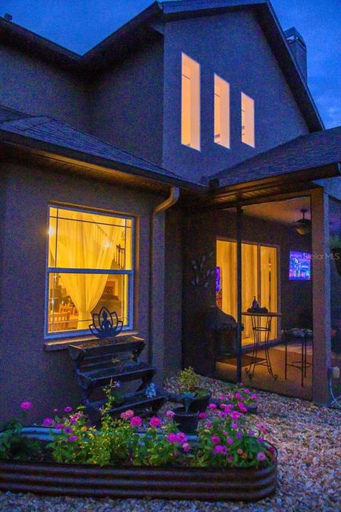 For Sale: $1,175,000 (4 beds, 3 baths, 4423 Square Feet)