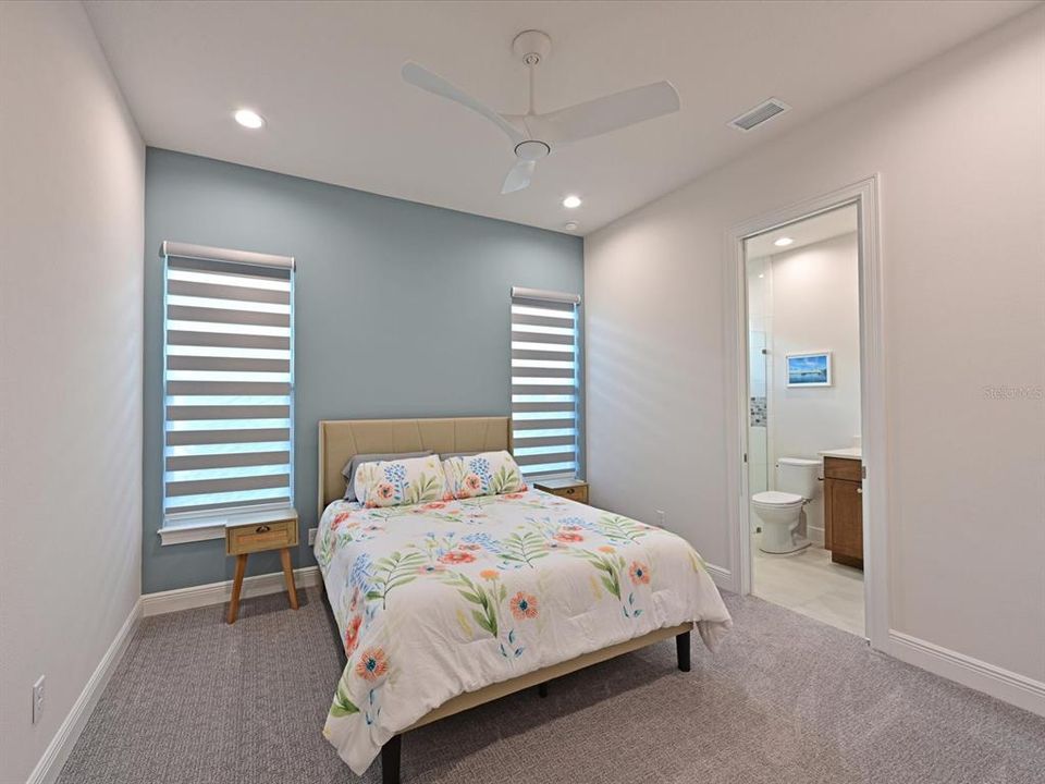 Activo con contrato: $1,695,000 (3 camas, 3 baños, 3139 Pies cuadrados)