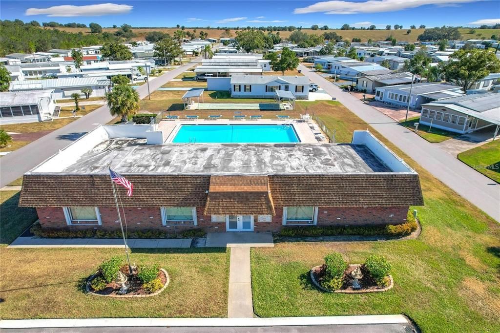 Под контрактом: $139,900 (2 спален, 2 ванн, 1348 Квадратных фут)
