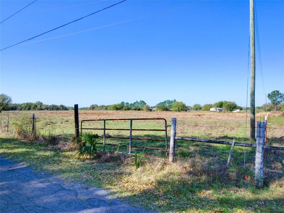 For Sale: $350,000 (10.00 acres)