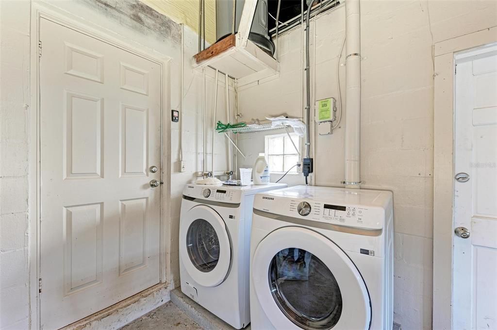 В аренду: $3,250 (2 спален, 1 ванн, 1588 Квадратных фут)