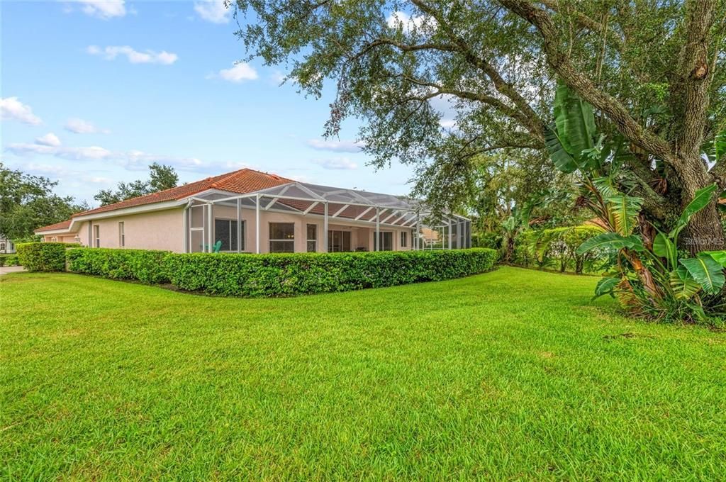 Под контрактом: $725,000 (3 спален, 2 ванн, 2512 Квадратных фут)