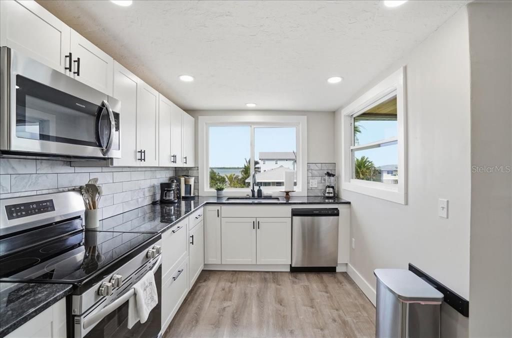 En Venta: $1,995,000 (6 camas, 0 baños, 2834 Pies cuadrados)