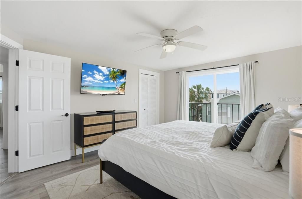 En Venta: $1,995,000 (6 camas, 0 baños, 2834 Pies cuadrados)