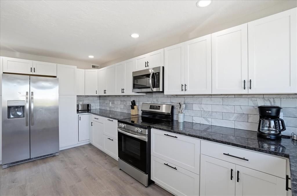 En Venta: $1,995,000 (6 camas, 0 baños, 2834 Pies cuadrados)