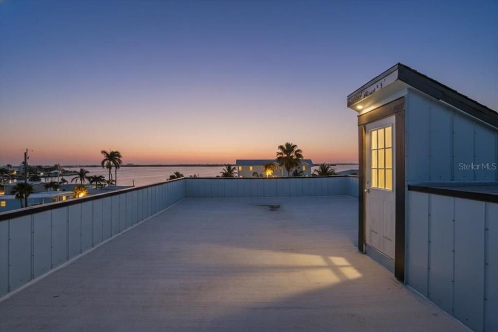 En Venta: $1,995,000 (6 camas, 0 baños, 2834 Pies cuadrados)