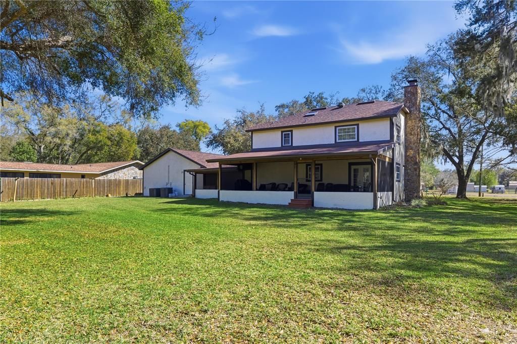 En Venta: $519,900 (4 camas, 3 baños, 1956 Pies cuadrados)
