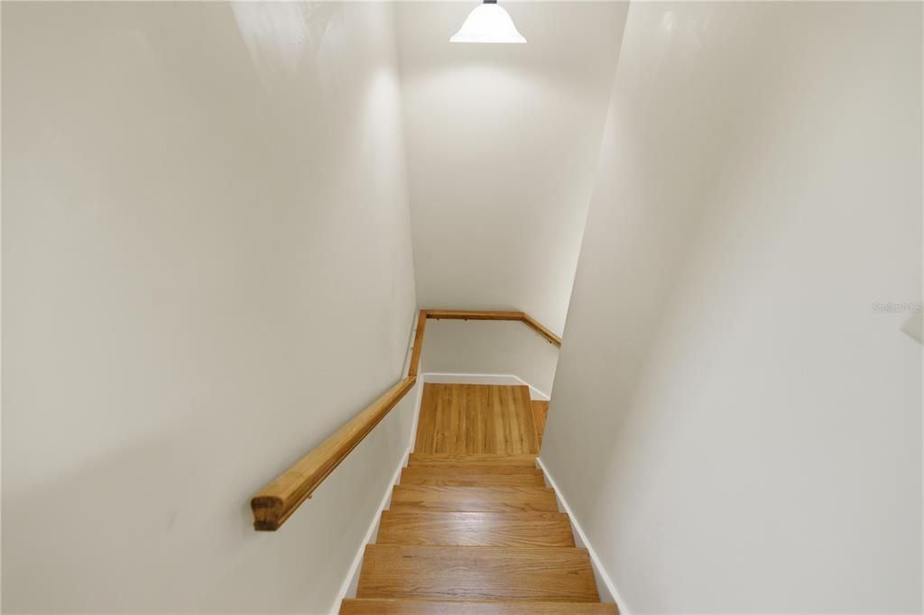 En Venta: $519,900 (4 camas, 3 baños, 1956 Pies cuadrados)