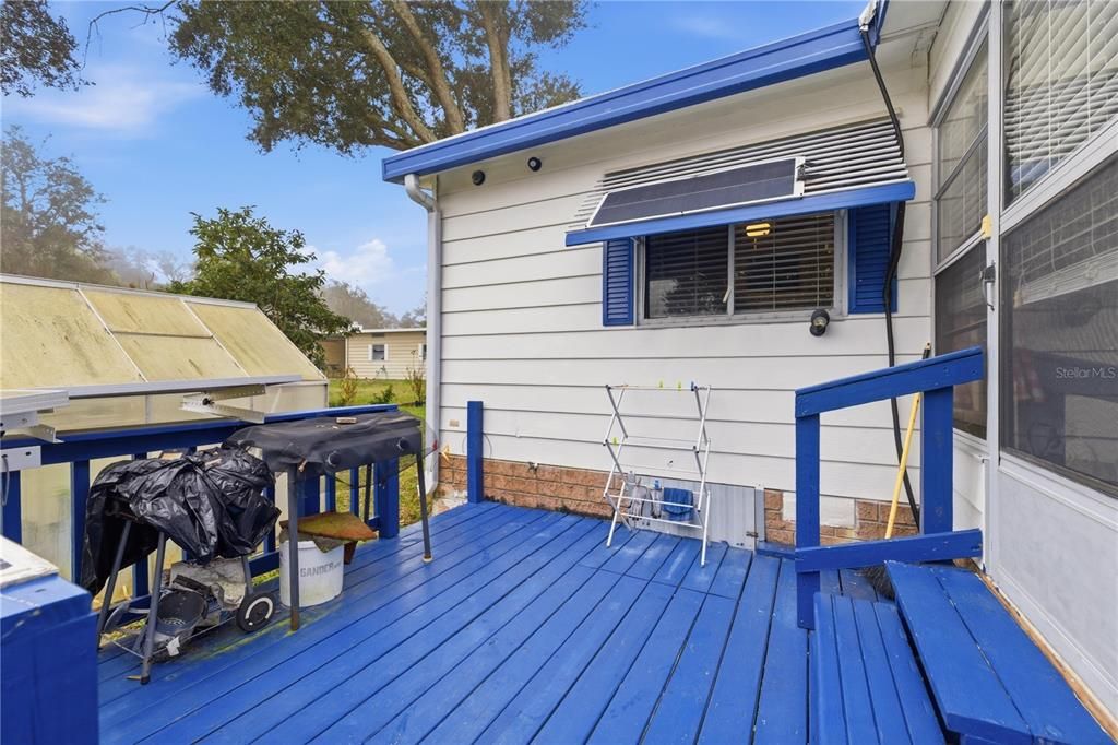 合同活跃: $154,999 (2 贝兹, 2 浴室, 1399 平方英尺)