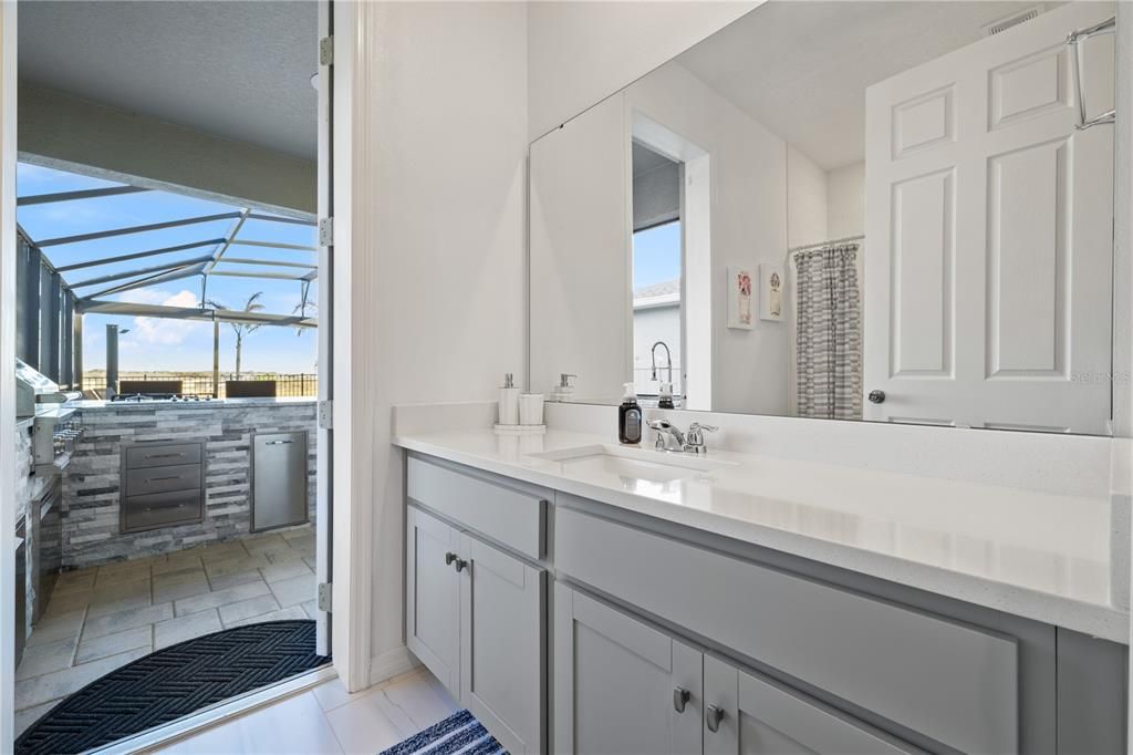 En Venta: $970,000 (5 camas, 4 baños, 3384 Pies cuadrados)