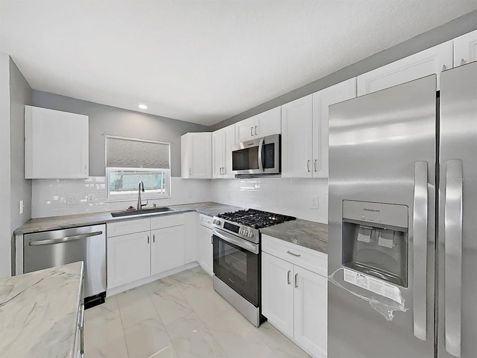 En Venta: $340,000 (2 camas, 2 baños, 1141 Pies cuadrados)