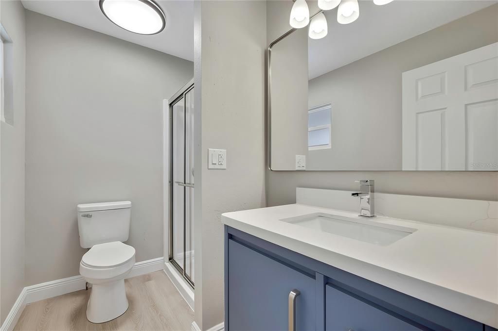 На продажу: $860,000 (5 спален, 0 ванн, 2432 Квадратных фут)