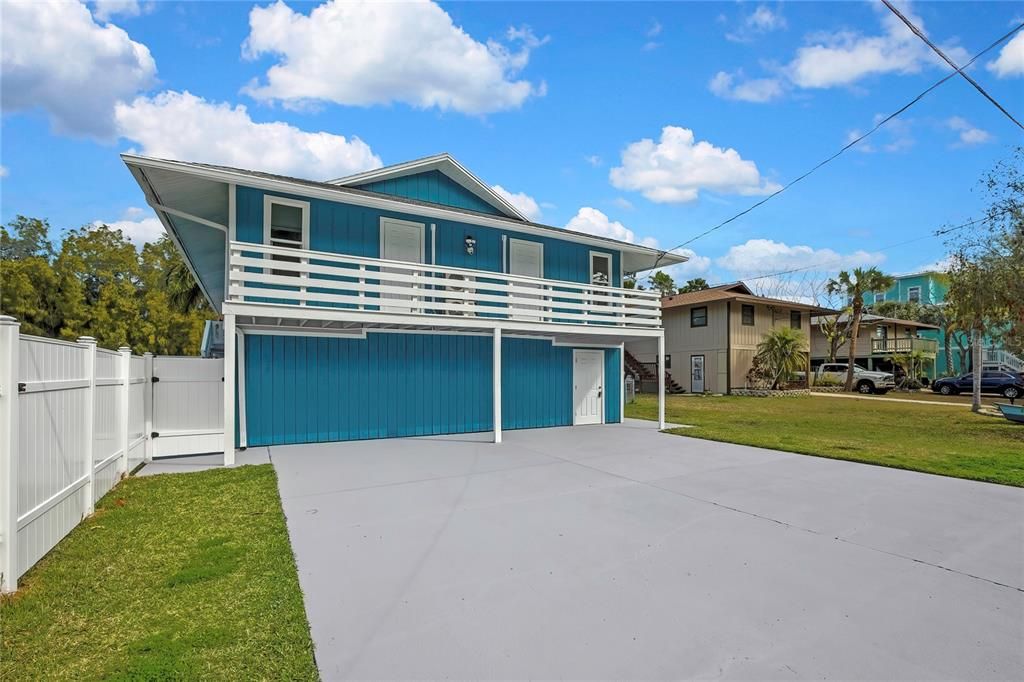 На продажу: $860,000 (5 спален, 0 ванн, 2432 Квадратных фут)