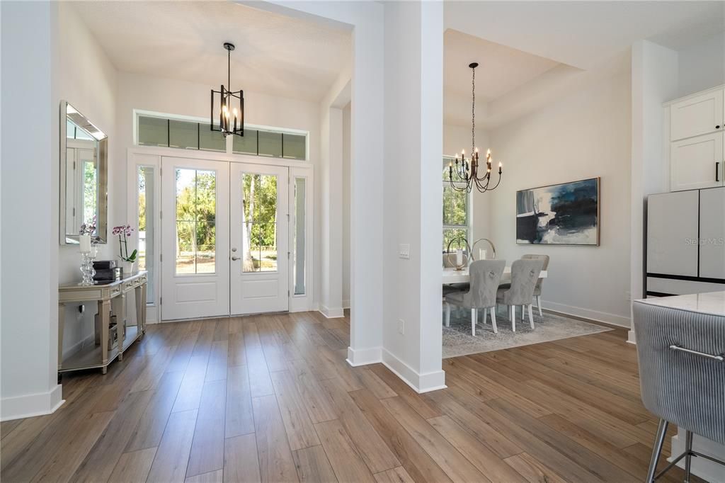 For Sale: $819,000 (4 beds, 3 baths, 2637 Square Feet)