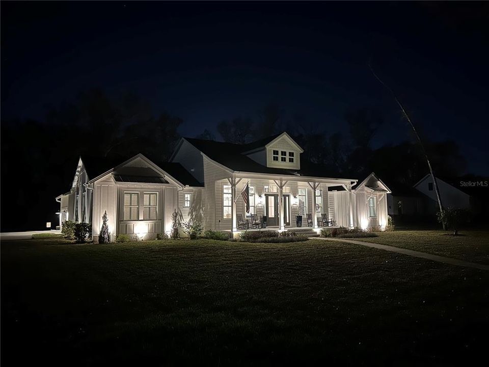 For Sale: $819,000 (4 beds, 3 baths, 2637 Square Feet)