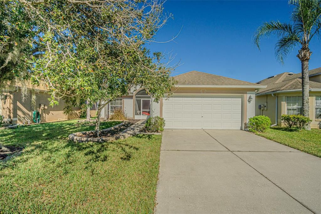 For Rent: $2,600 (3 beds, 2 baths, 1390 Square Feet)