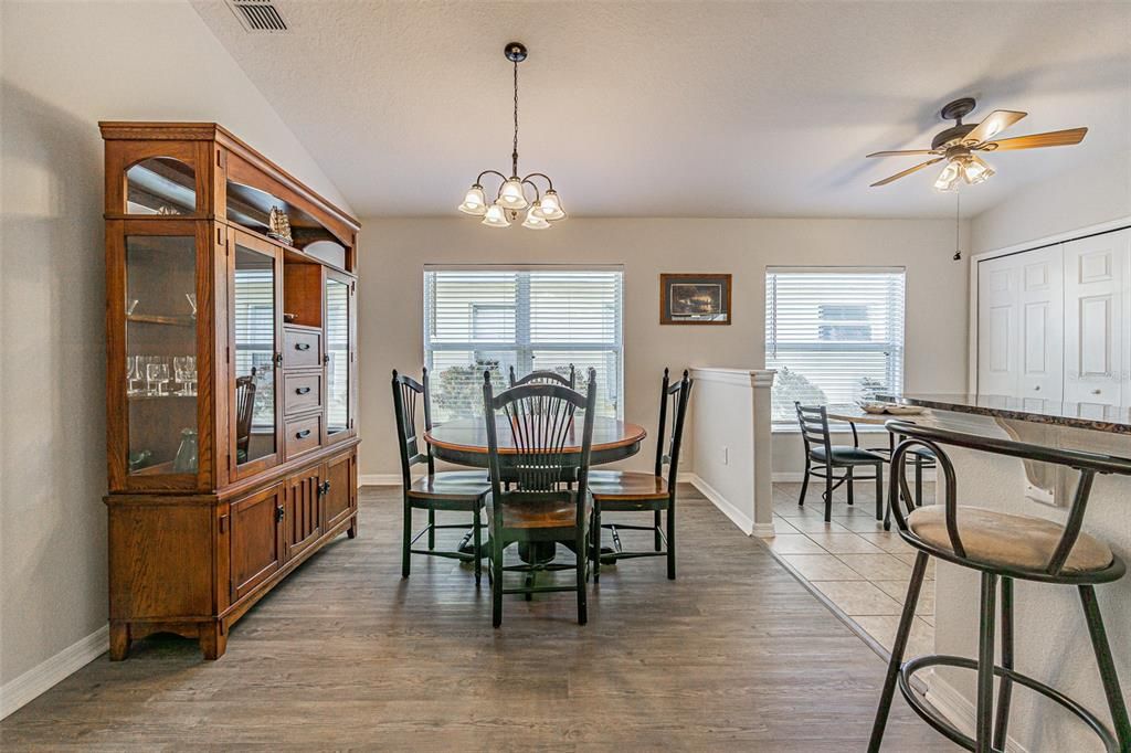 For Rent: $2,600 (3 beds, 2 baths, 1390 Square Feet)