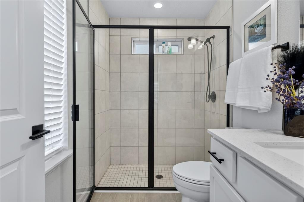 En Venta: $340,000 (2 camas, 2 baños, 1363 Pies cuadrados)