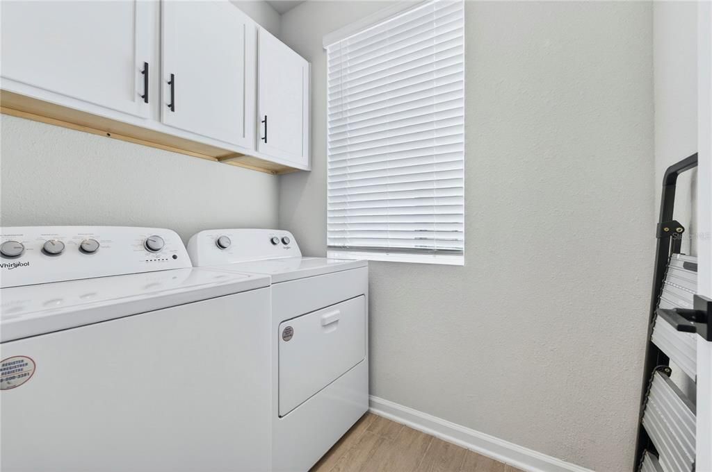 En Venta: $340,000 (2 camas, 2 baños, 1363 Pies cuadrados)