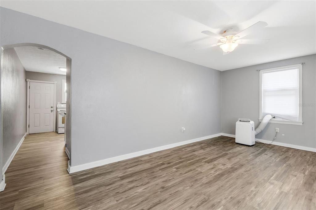 For Sale: $495,000 (4 beds, 0 baths, 2077 Square Feet)