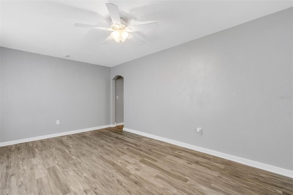 For Sale: $495,000 (4 beds, 0 baths, 2077 Square Feet)