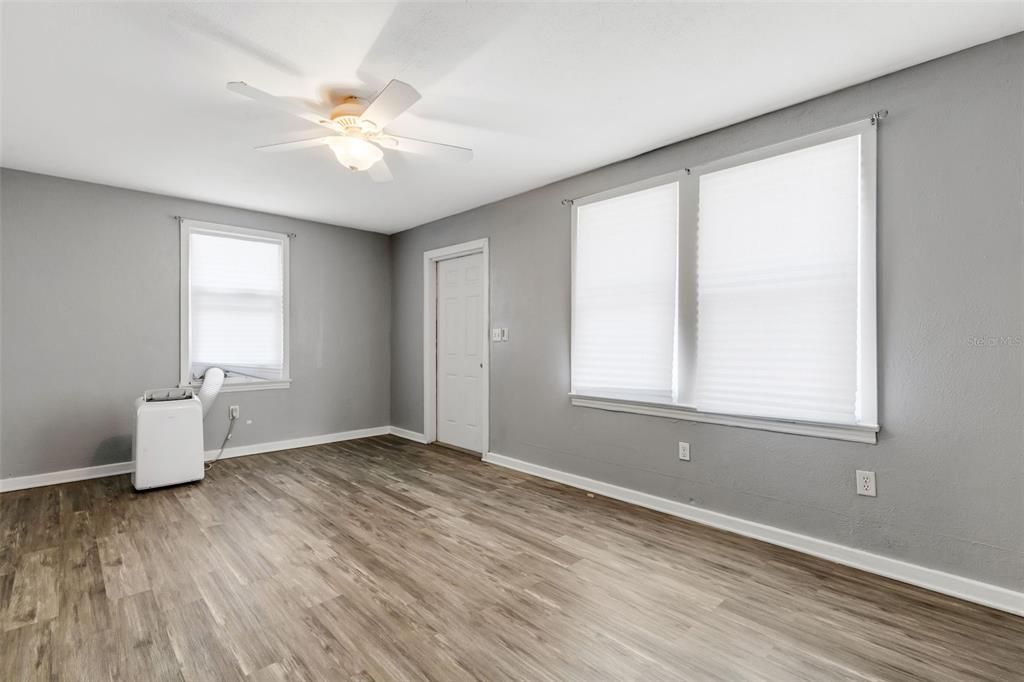 For Sale: $495,000 (4 beds, 0 baths, 2077 Square Feet)