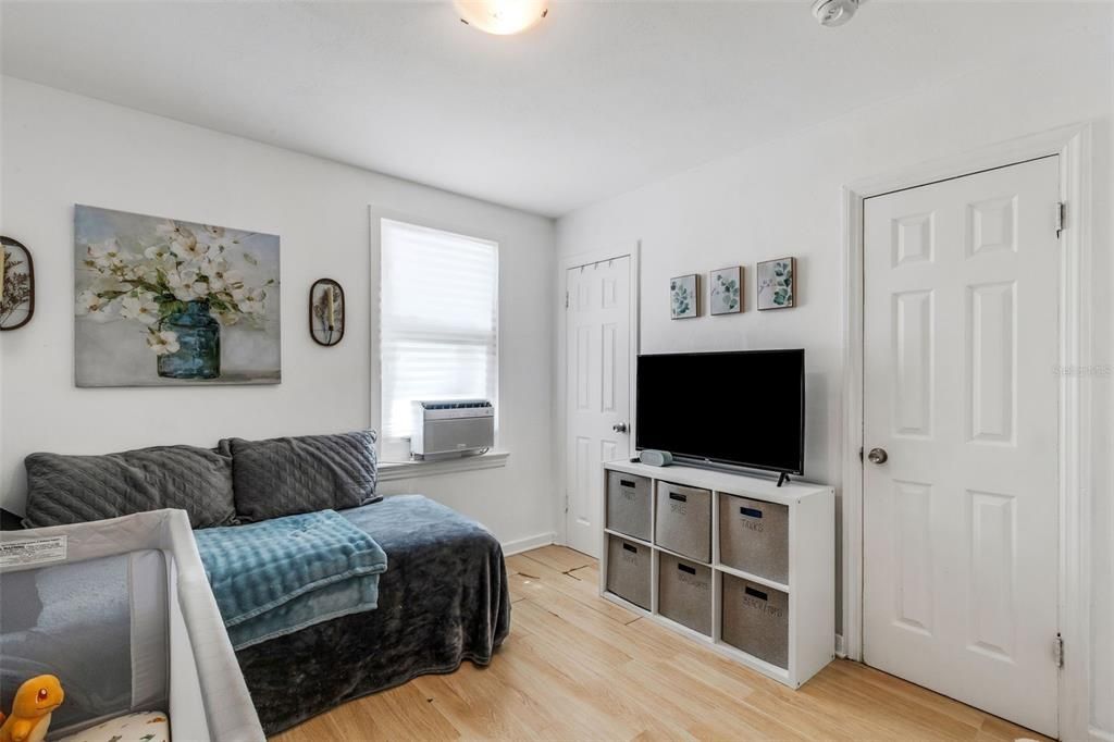For Sale: $495,000 (4 beds, 0 baths, 2077 Square Feet)