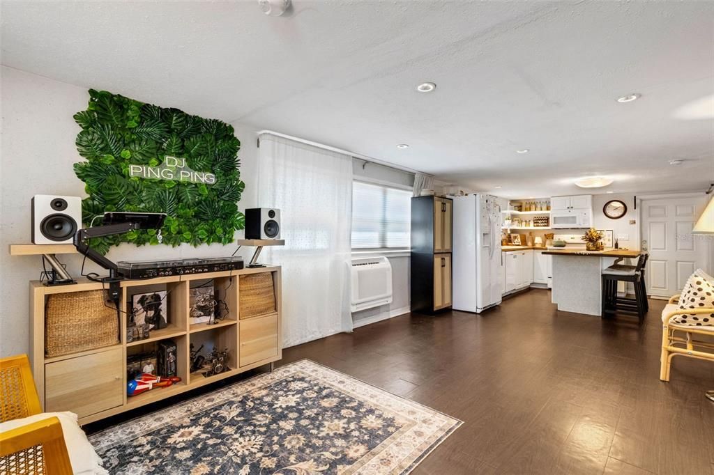 For Sale: $495,000 (4 beds, 0 baths, 2077 Square Feet)