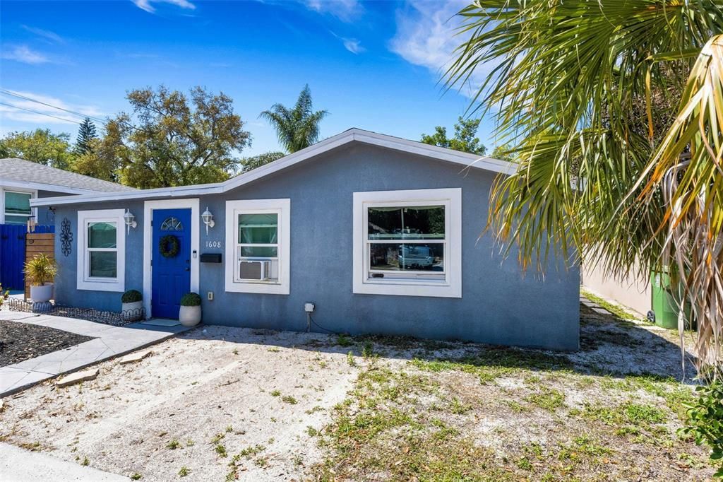 For Sale: $495,000 (4 beds, 0 baths, 2077 Square Feet)
