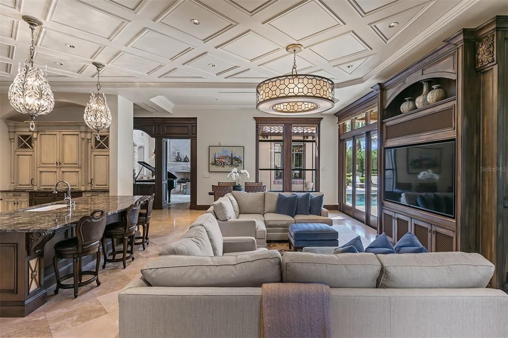 Activo con contrato: $5,150,000 (4 camas, 5 baños, 6950 Pies cuadrados)