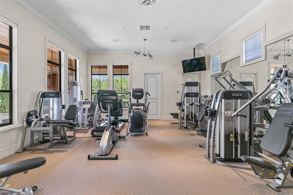 Activo con contrato: $5,150,000 (4 camas, 5 baños, 6950 Pies cuadrados)