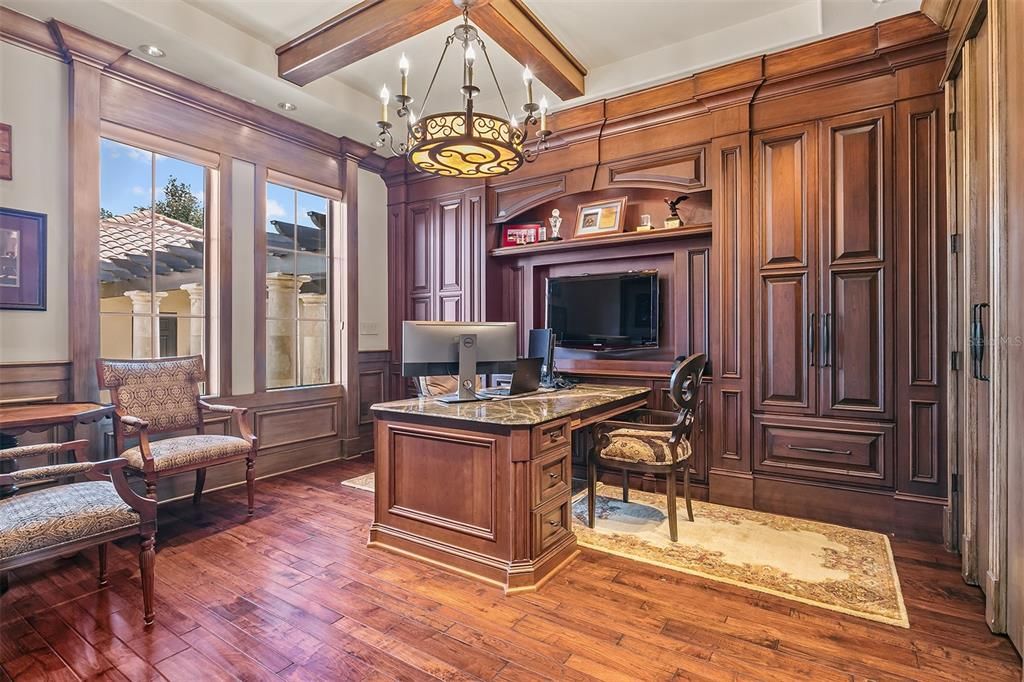 Activo con contrato: $5,150,000 (4 camas, 5 baños, 6950 Pies cuadrados)