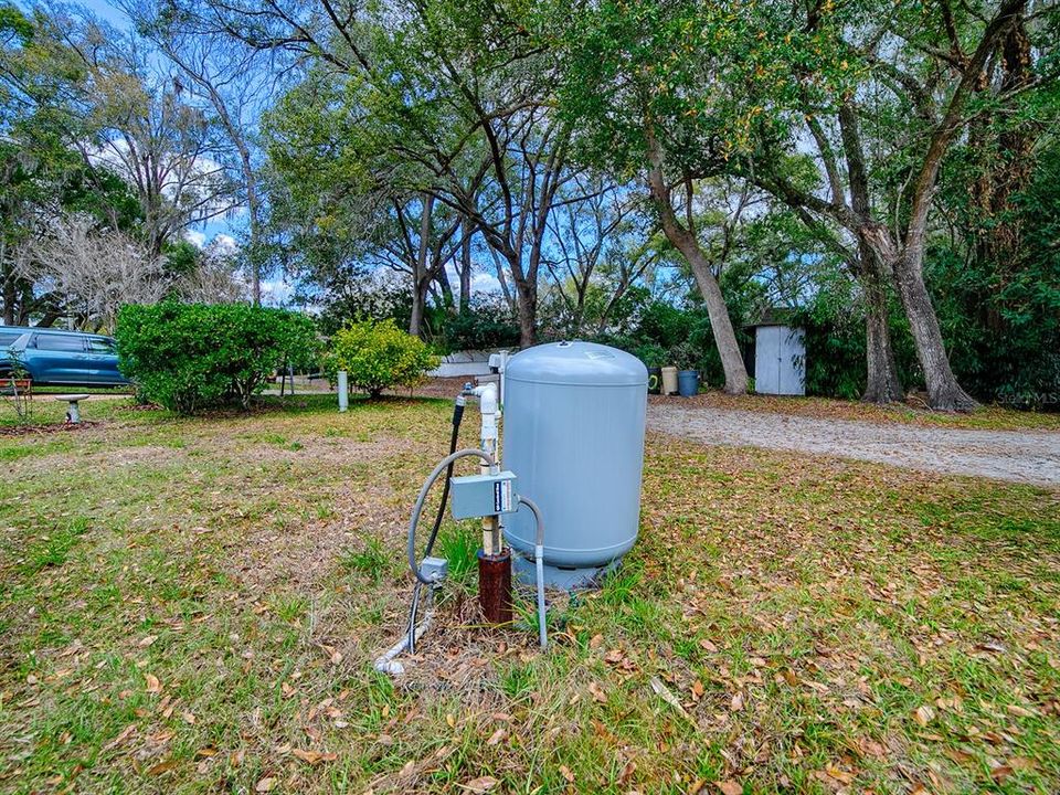Activo con contrato: $299,900 (3 camas, 2 baños, 1839 Pies cuadrados)