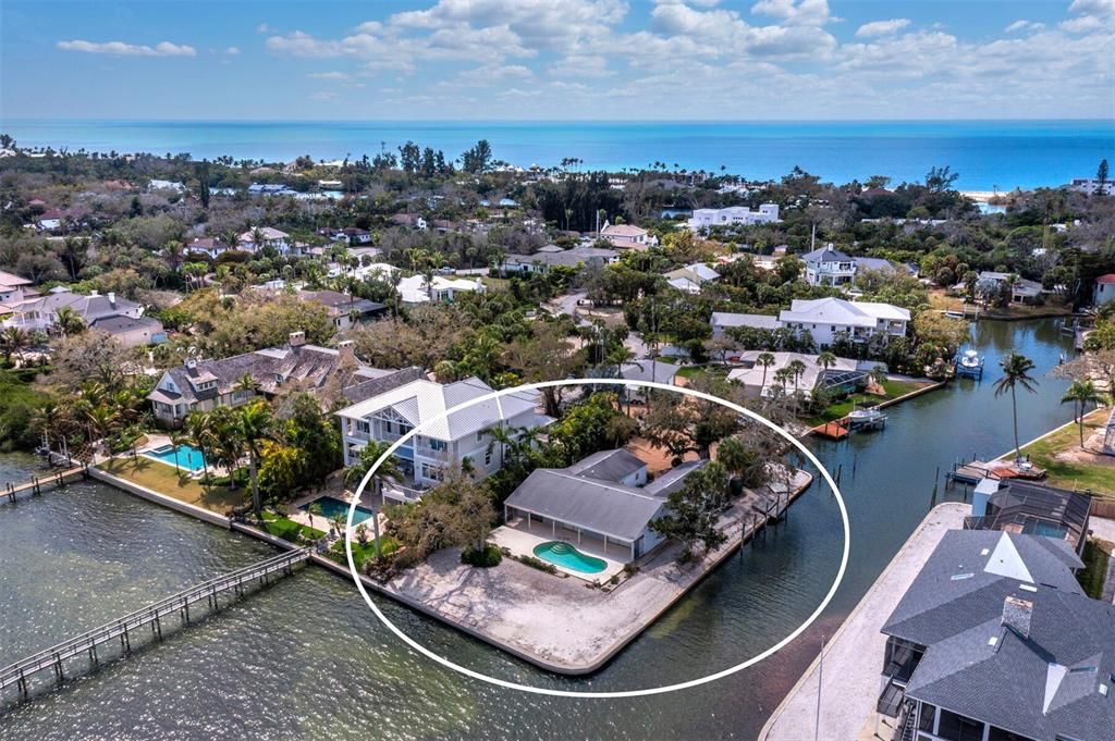 Active With Contract: $2,750,000 (2 beds, 2 baths, 2510 Square Feet)