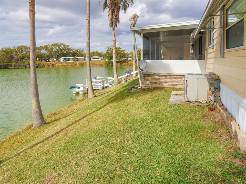 For Sale: $179,000 (2 beds, 2 baths, 1456 Square Feet)