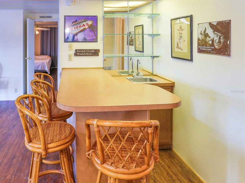 For Sale: $179,000 (2 beds, 2 baths, 1456 Square Feet)