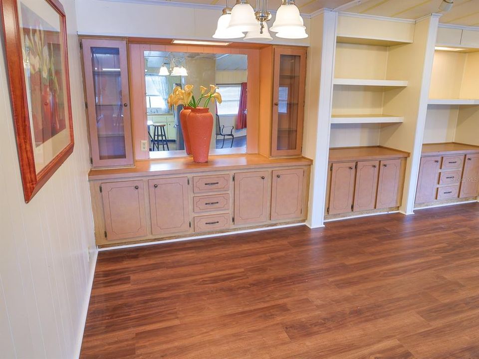 For Sale: $179,000 (2 beds, 2 baths, 1456 Square Feet)